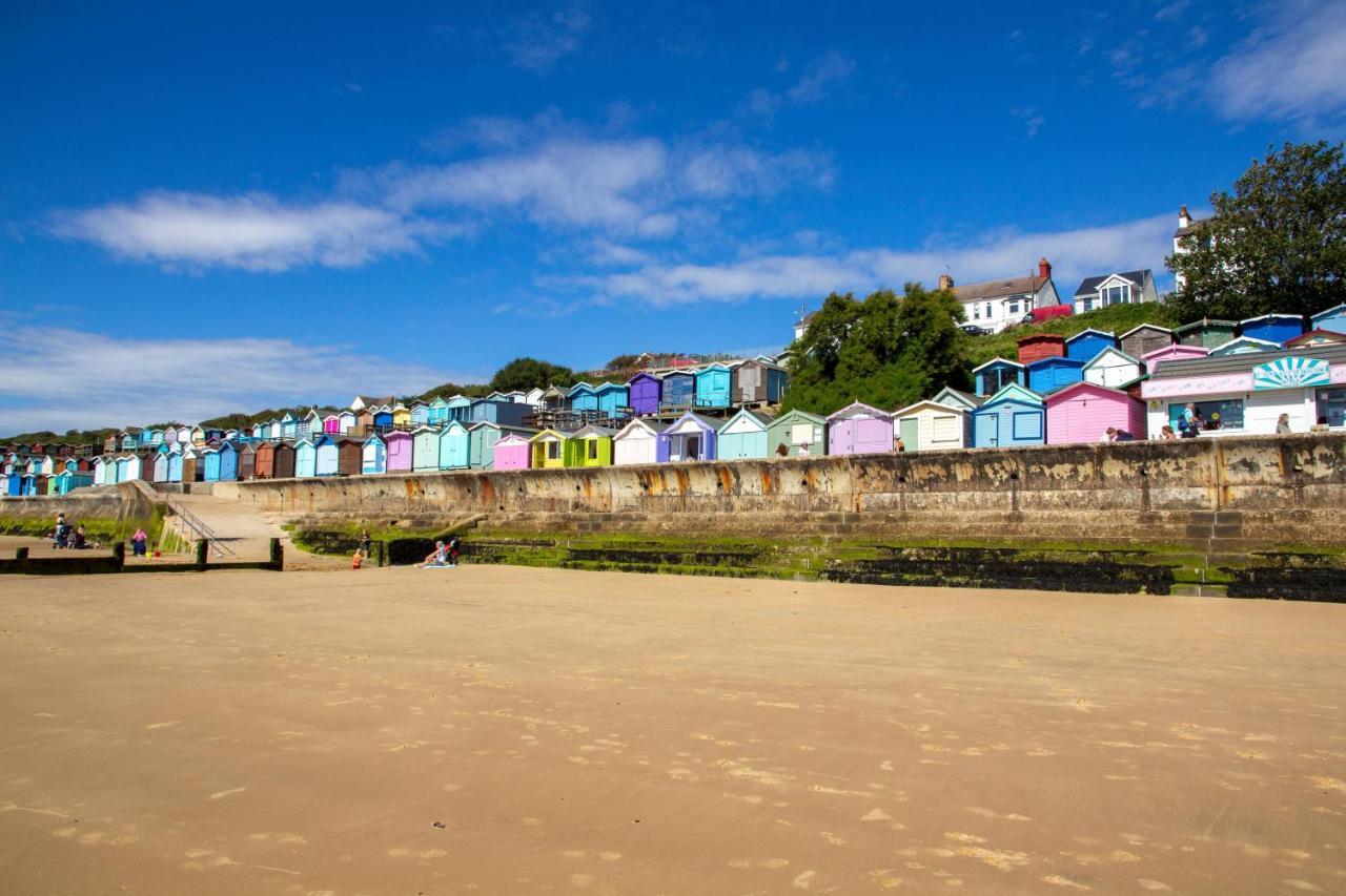 Lovely Caravan With Large Decking At Naze Marine Holiday Park Ref 17306Br Walton-on-the-Naze Luaran gambar